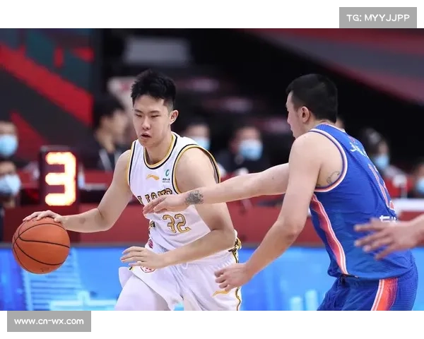 广厦球迷老李跟队20年，终见证球队夺冠